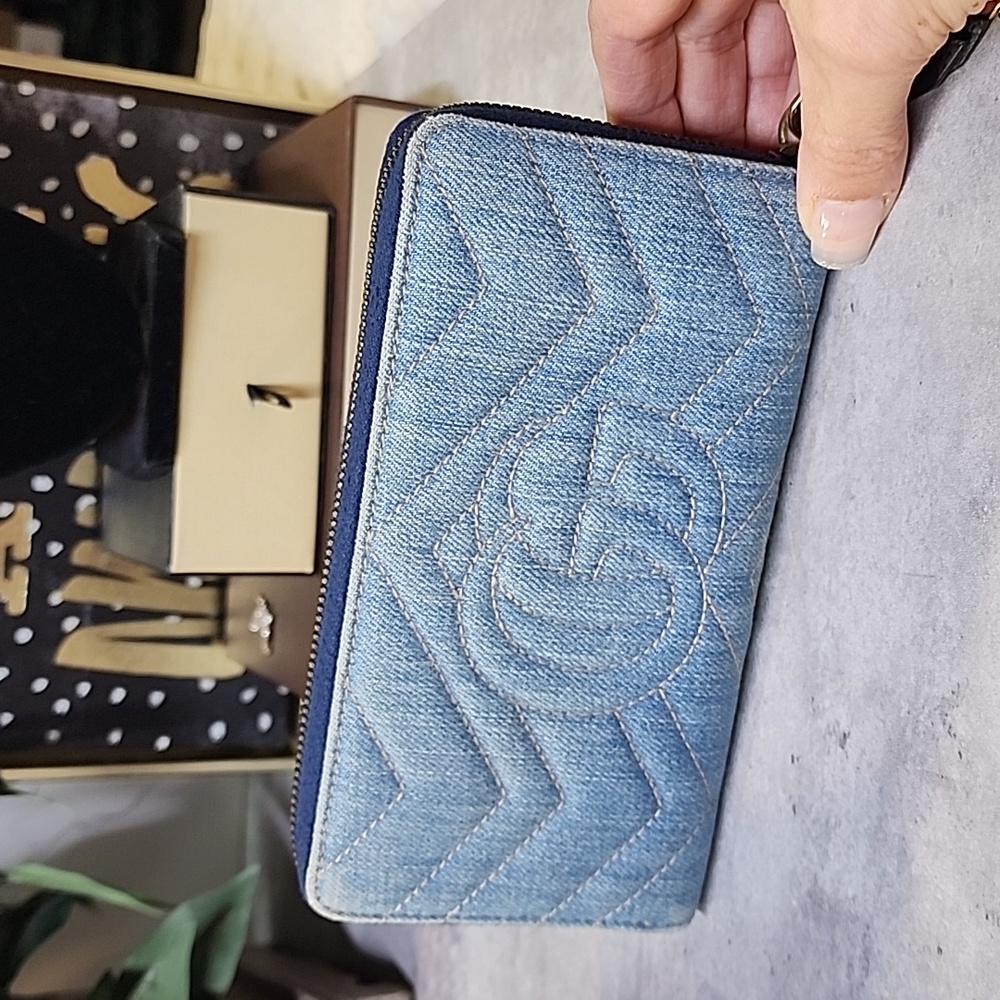 GUCCI Denim Flora long zippy wallet - Picture 2 of 12